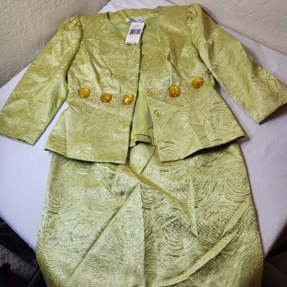 Kay Unger Beaded Suit - Picture 1 of 4